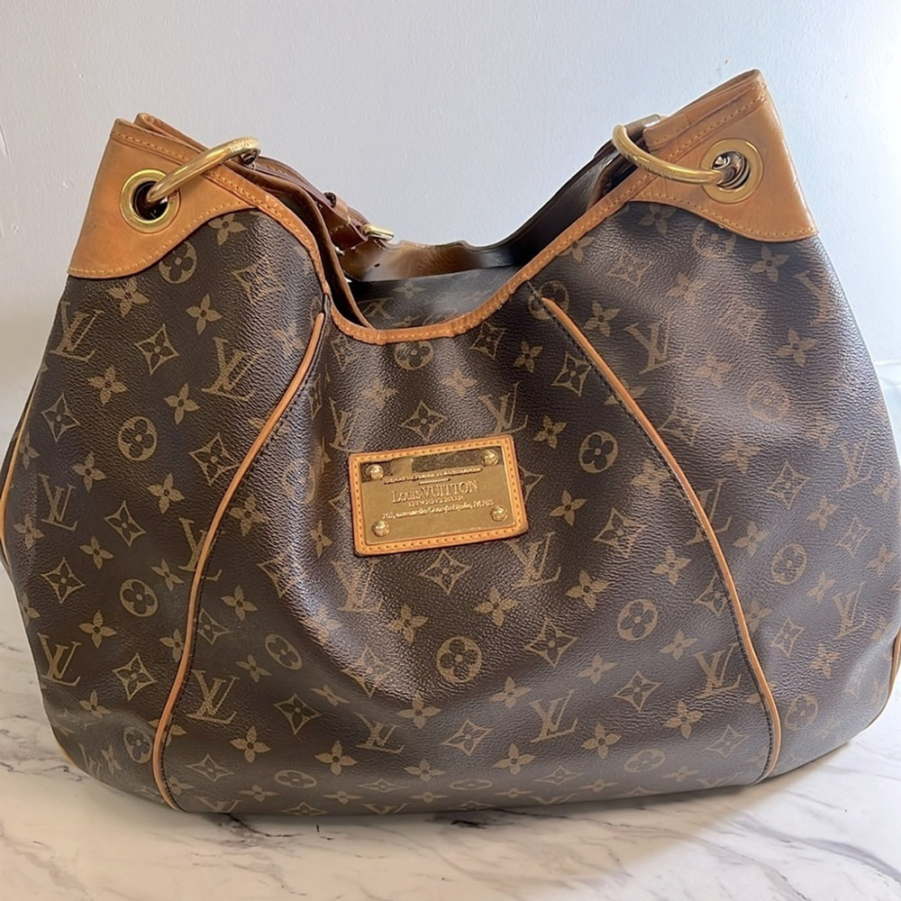 Louis‎ Vuitton Brown Monogram Galliera - Picture 3 of 15